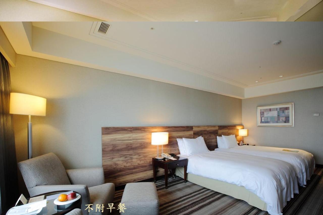 โรงแรมต้าอี้ แลนดิส ไทหนาน ไถหนาน ภายนอก รูปภาพ Deluxe Room